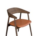 Krzesło drewniane z tapicerowanym siedziskiem AC2, dąb dymiony, skóra cognac - Andersen Furniture
