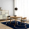 Krzesło drewniane z tapicerowanym siedziskiem AC2, dąb naturalny, skóra czarna - Andersen Furniture