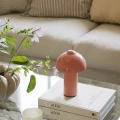 Bezprzewodowa lampa stołowa Buddy IP44, Blush - Globen Lighting