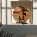 Drewniana dekoracja stojąca Teak Disc M z drewna tekowego - Bazar Bizar