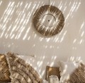 Dekoracja na ścianę z rafii i makramy Wall Deco White 60 - Bazar Bizar