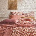 Bawełniana narzuta z fakturą plastra miodu Songe Blush 260x240 - Essix