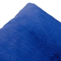 Niebieska poduszka futrzana Indigo 45x45 - Atmosphera