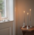 Świecznik na świecę stołową Mellow 12 cm, srebrny - Eva Solo