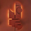 Designerski kinkiet Totel Deco, czerwona - PLEASE WAIT to be SEATED