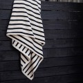 Ręcznik kąpielowy frotte w paski Bonnie Black 70x140 cm - Tell Me More