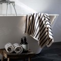 Ręcznik frotte w paski Bonnie Black 50x70 cm - Tell Me More