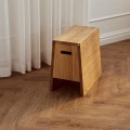 Stołek ze schowkiem dębowy Plinth - Andersen Furniture