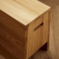 Stołek ze schowkiem dębowy Plinth - Andersen Furniture