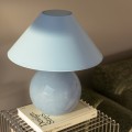 Lampa stołowa kula ze stożkowym kloszem Iris 35, Dove blue - Globen Lighting