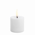 Świeca walec LED na baterie z ruchomym płomieniem Melted Pillar 5x4,5, biała - Uyuni