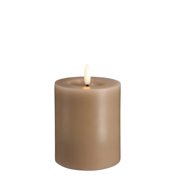 Świeca woskowa LED walec Silk Melted 7,4 x 10 cm, Sand - Moods and More