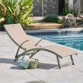 Nowoczesny leżak ogrodowy Samba, Linen Laurel Green - Hesperide