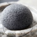 Taca z marmuru okrągła 12,5 cm, beżowa - Meraki