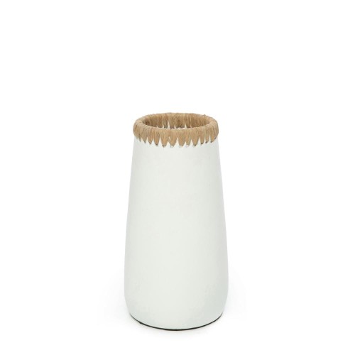 Narrow white terracotta vase Sneaky M - Bazar Bizar