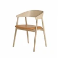 Krzesło drewniane tapicerowane AC2 dąb bielony siedzisko skóra cognac - Andersen Furniture