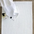 Dywanik łazienkowy 50x80 z bawełny biały Love White OEKO-TEX - Himla
