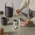 Dzbanek termiczny z zaparzaczem Nordic Kitchen 1L czarny - Eva Solo