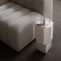 Stolik pomocniczy kolumna Quartz Chalk z betonu włóknistego - NORR11