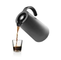 Vacuum jug Rise Black 1.0L - Eva Solo