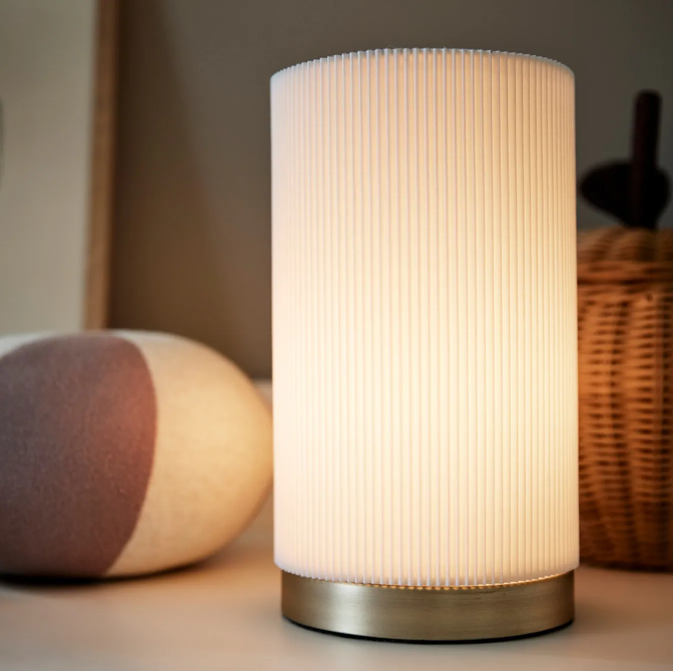 Lampa stołowa plisowana prosta PR Home Dora, sklep natural home decor