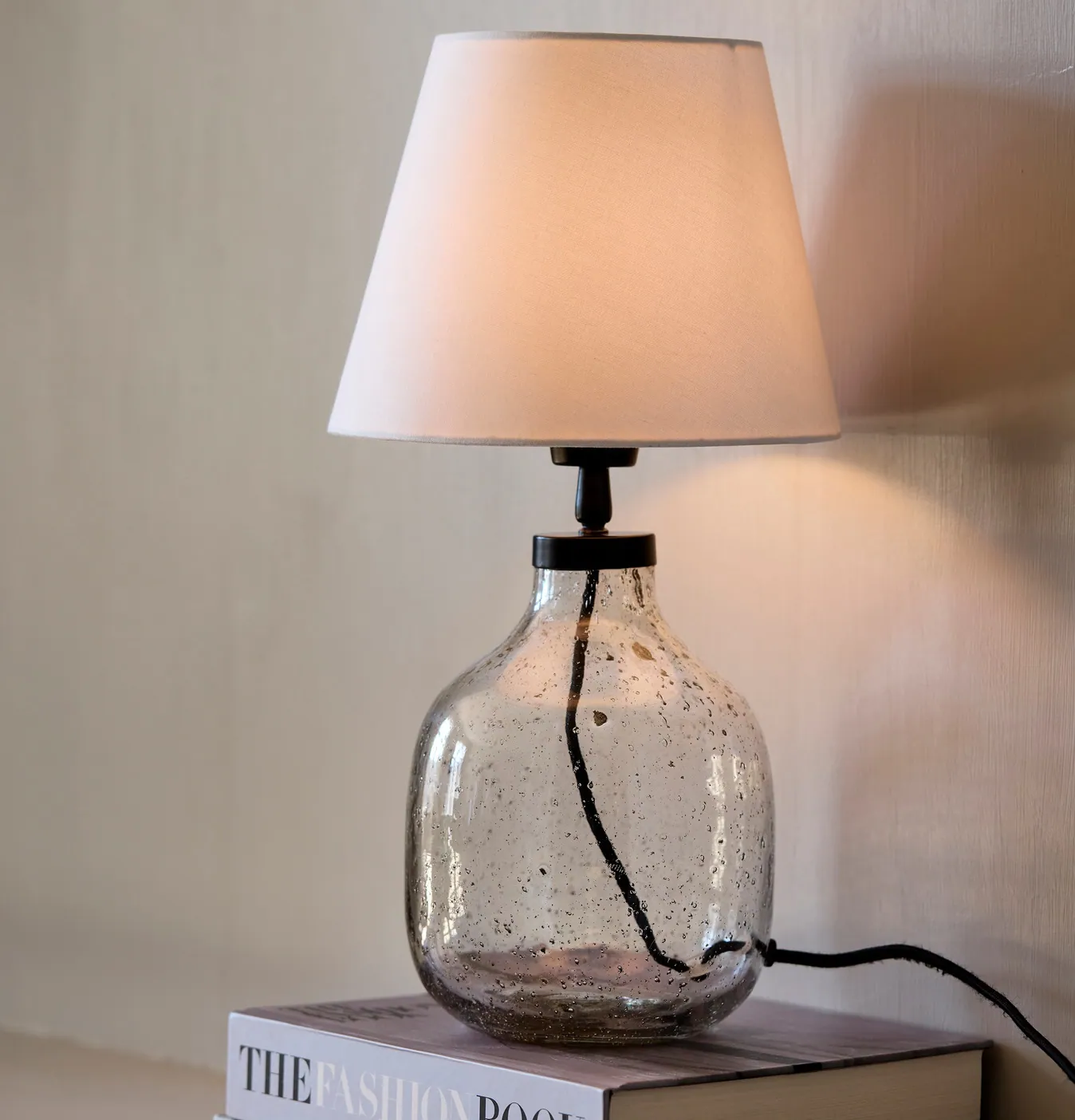 szklana lampa stołowa, sklep natural home decor