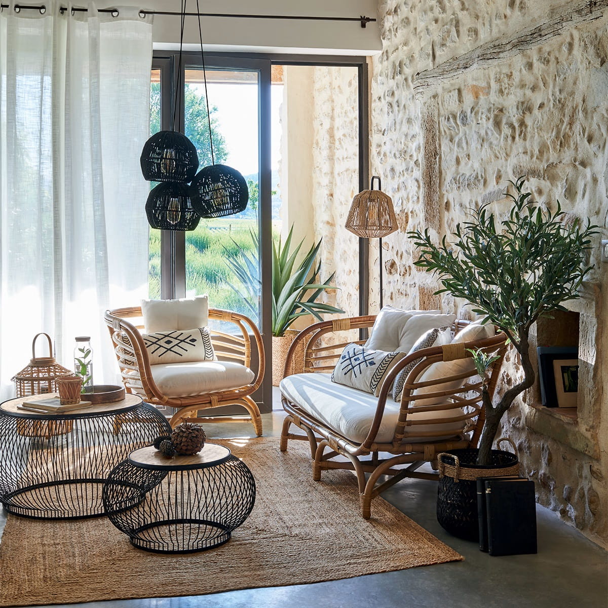 Farah Atmosphera, natural home decor