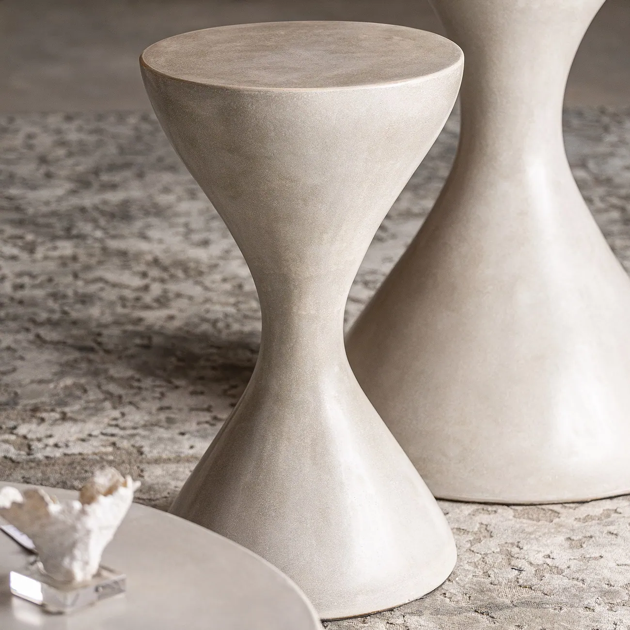 stolik pomocniczy z betonu, Natural Home Decor