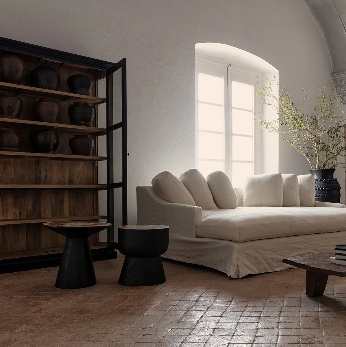 drewniany stolik pomocniczy, sklep internetowy Natural Home Decor
