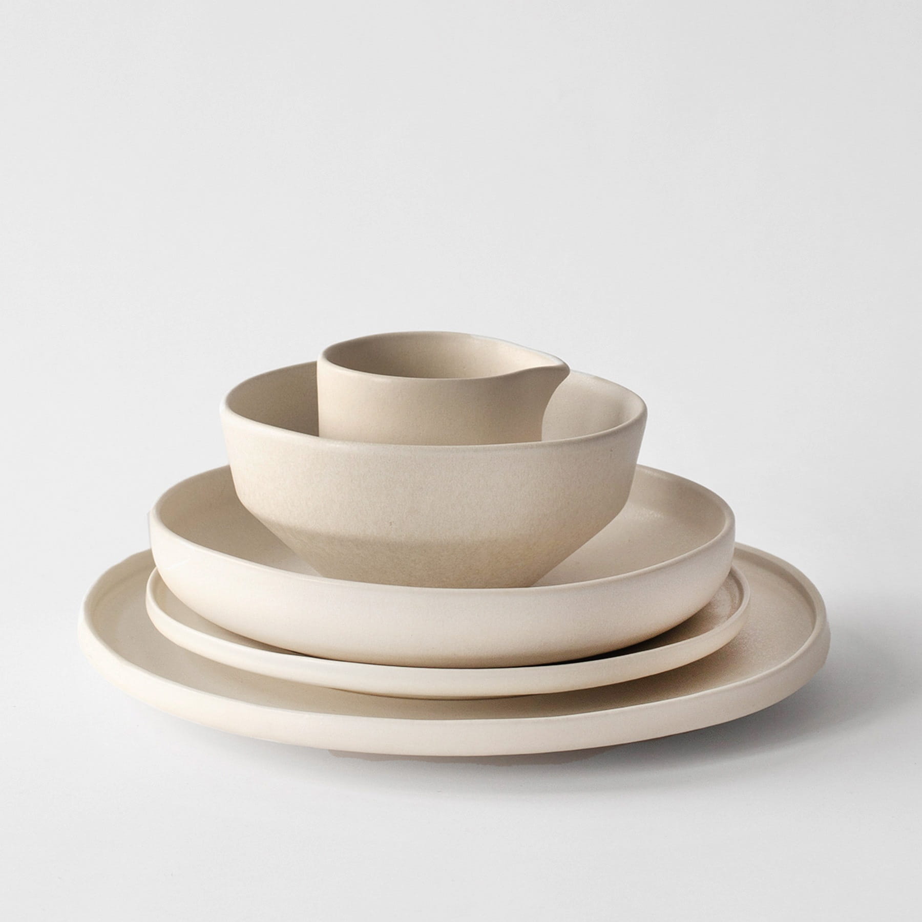 nowoczesne talerze z wysokim rantem Centro Tell Me More, Natural Home Decor