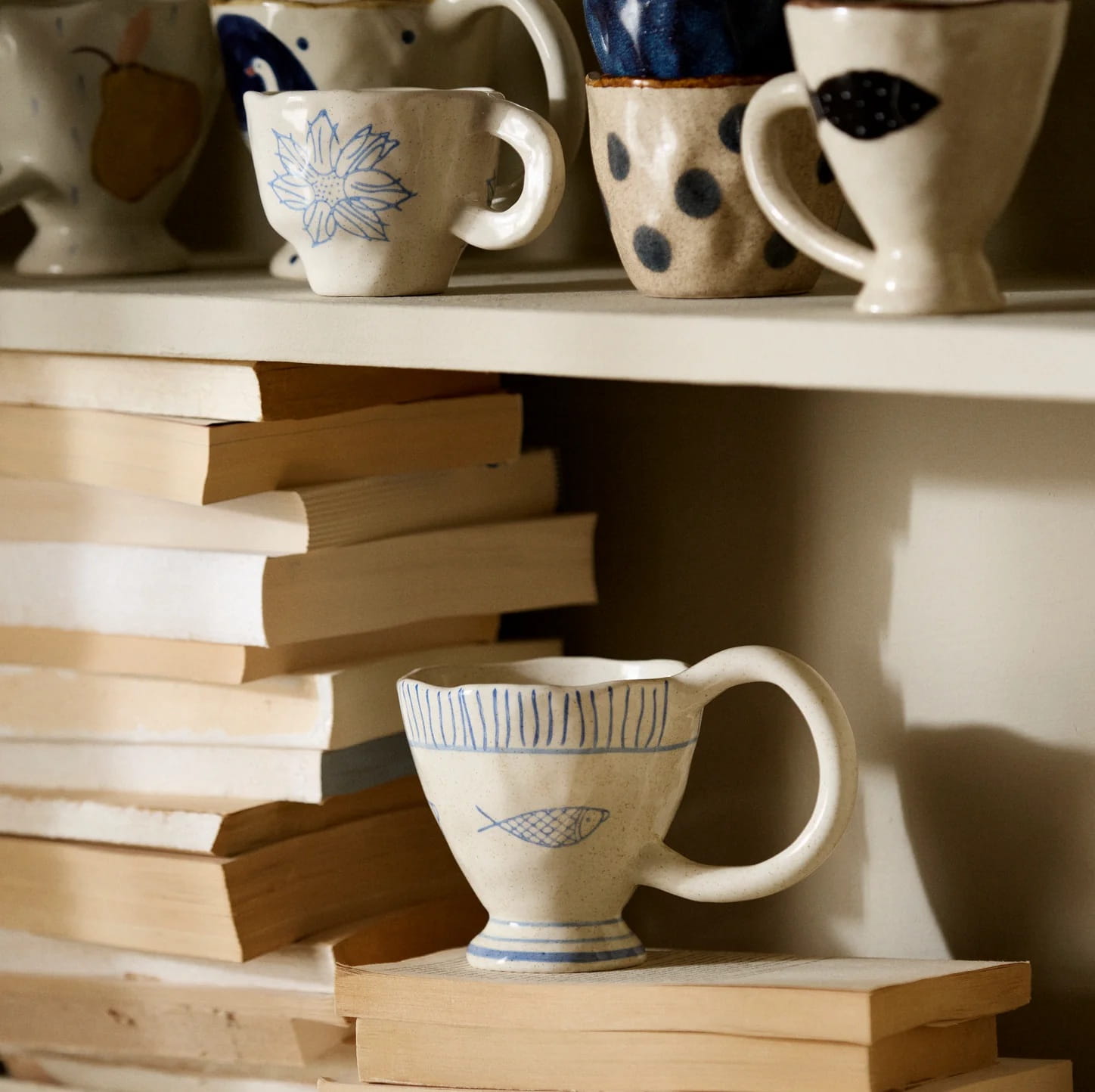 kubek z dużym uchem Atelier Forma Nordal, sklep internetowy Natural Home Decor