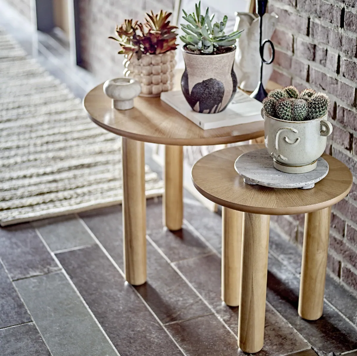 Stolik kawowy okrągły Noma Bloomingville - Natural Home Decor