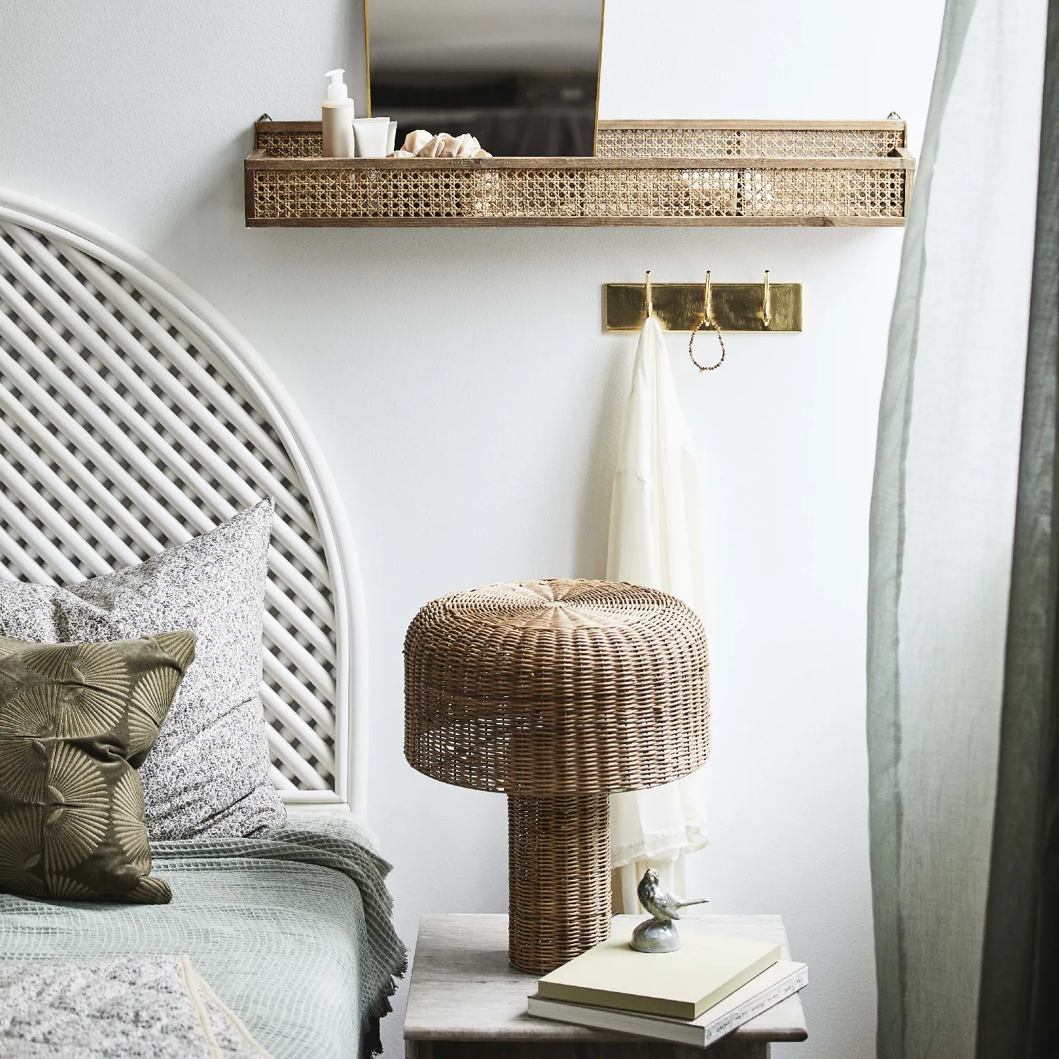 Wąska półka rattanowa Nordal Shelfie Natural Home Decor