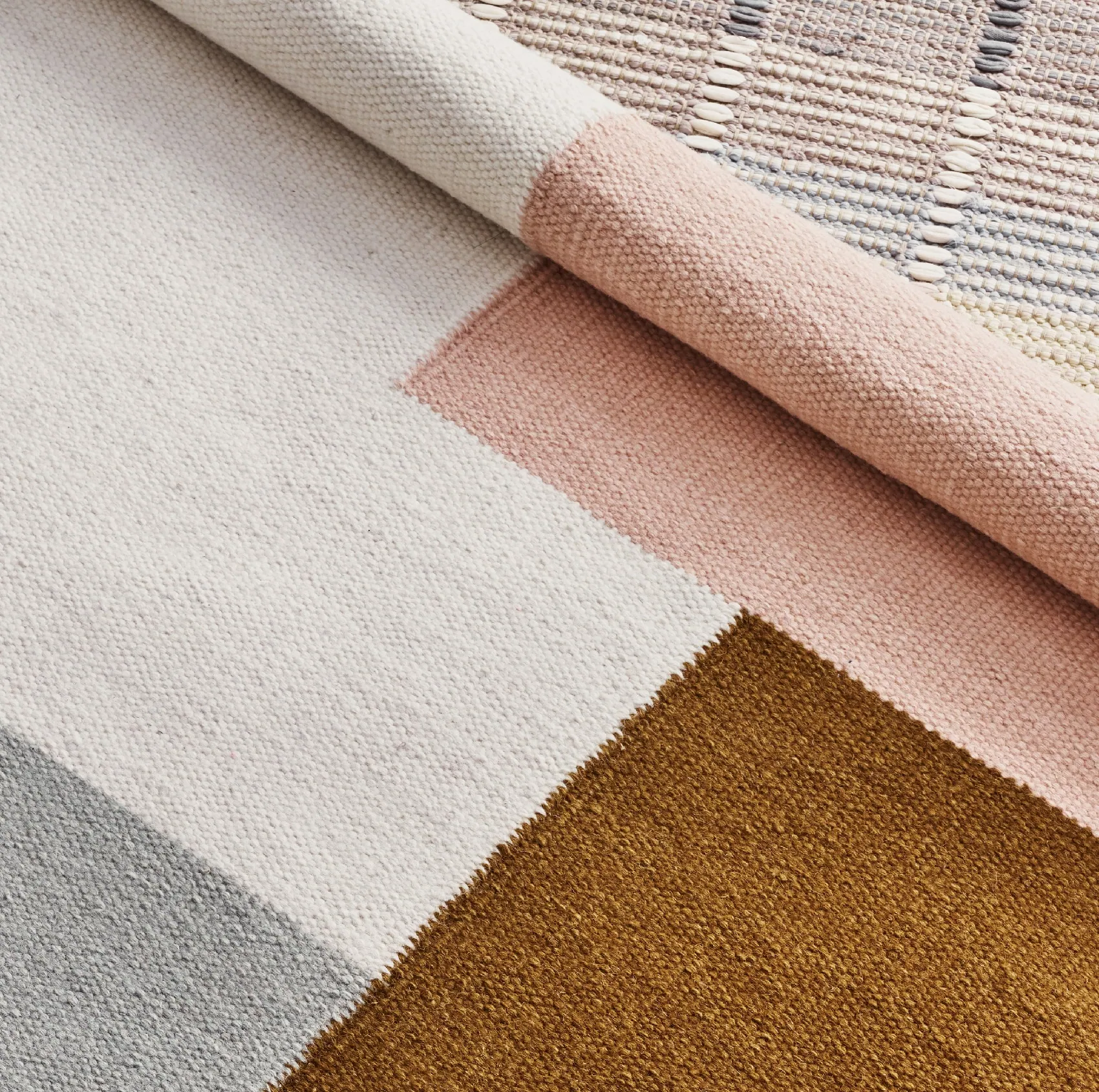 dywan wełniany graficzny wzór Finarte Kortteli, sklep internetowy Natural Home Decor
